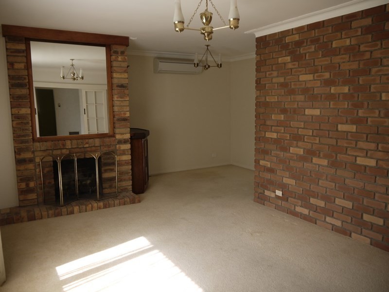 1 Crossman Street, Doncaster East VIC 3109