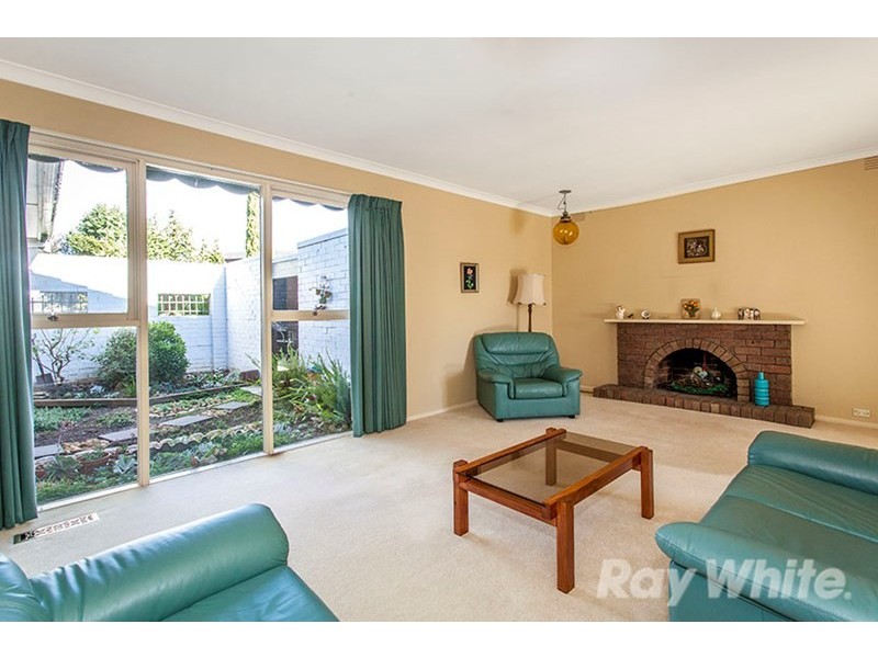 6 Bembooka Court, Doncaster VIC 3108