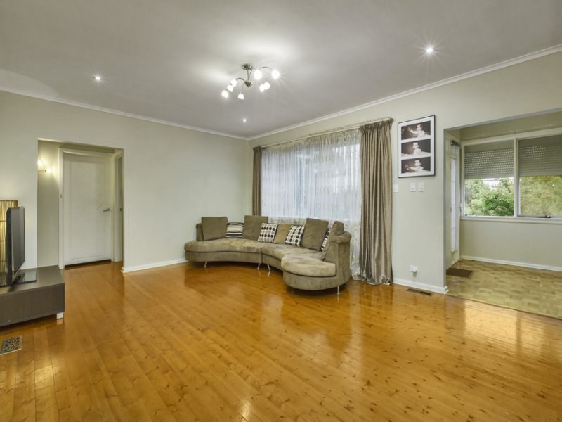 34 Sandra Street, Bulleen VIC 3105