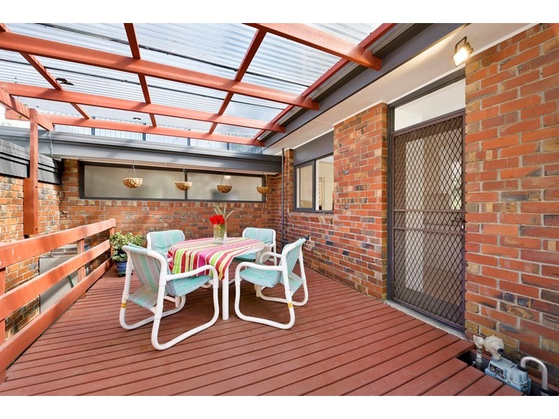 14 Lincoln Drive, Lower Plenty VIC 3093