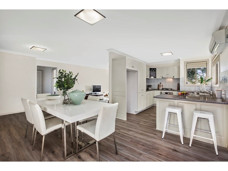 1/12 Austin Street, Bulleen VIC 3105