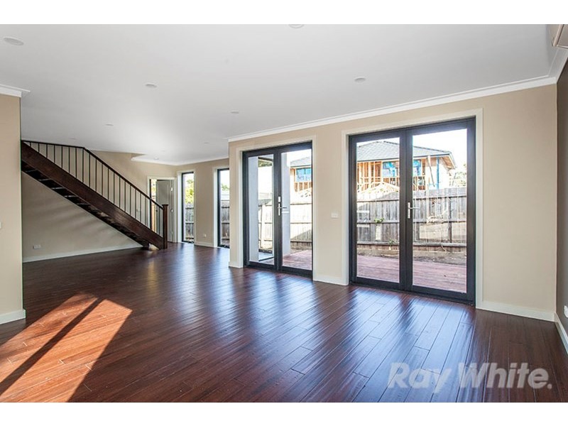 2/35 Grange Road, Blackburn South VIC 3130