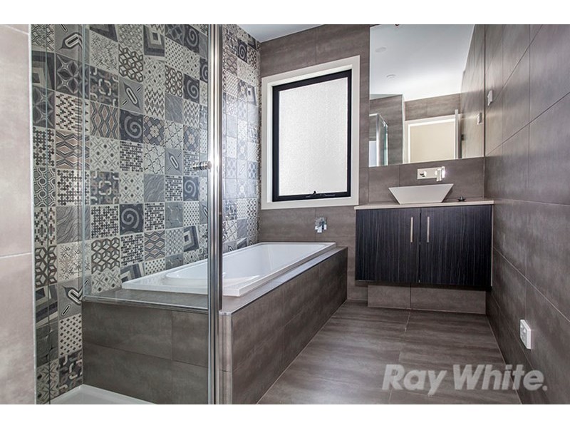 2/35 Grange Road, Blackburn South VIC 3130