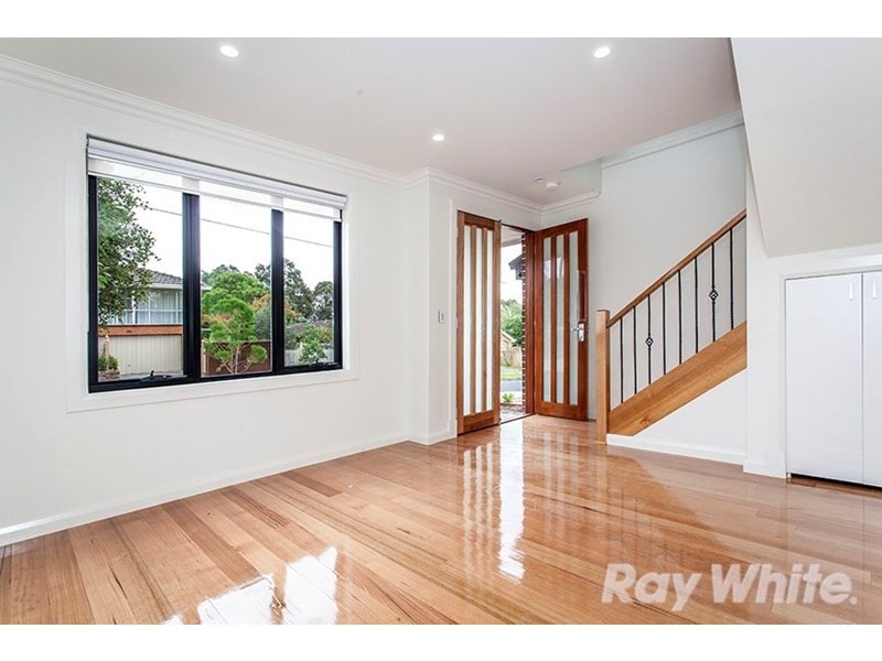 2/49 Lowan Avenue, Templestowe Lower VIC 3107