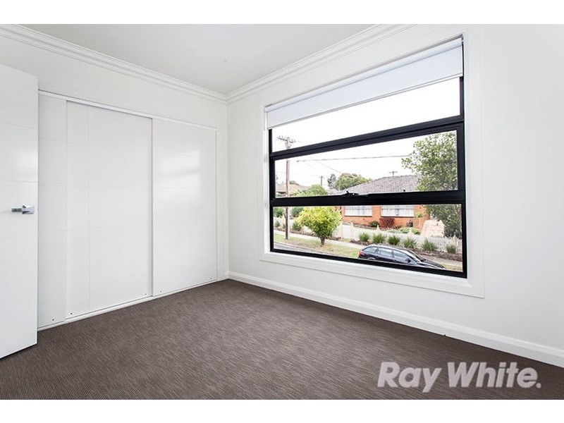 2/49 Lowan Avenue, Templestowe Lower VIC 3107