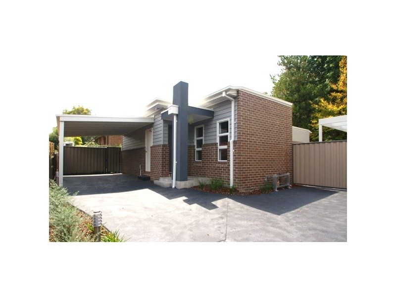 4/10 Unsworth Road, Ringwood North VIC 3134