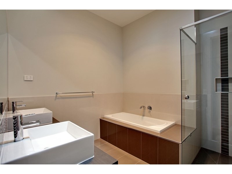 4/10 Unsworth Road, Ringwood North VIC 3134