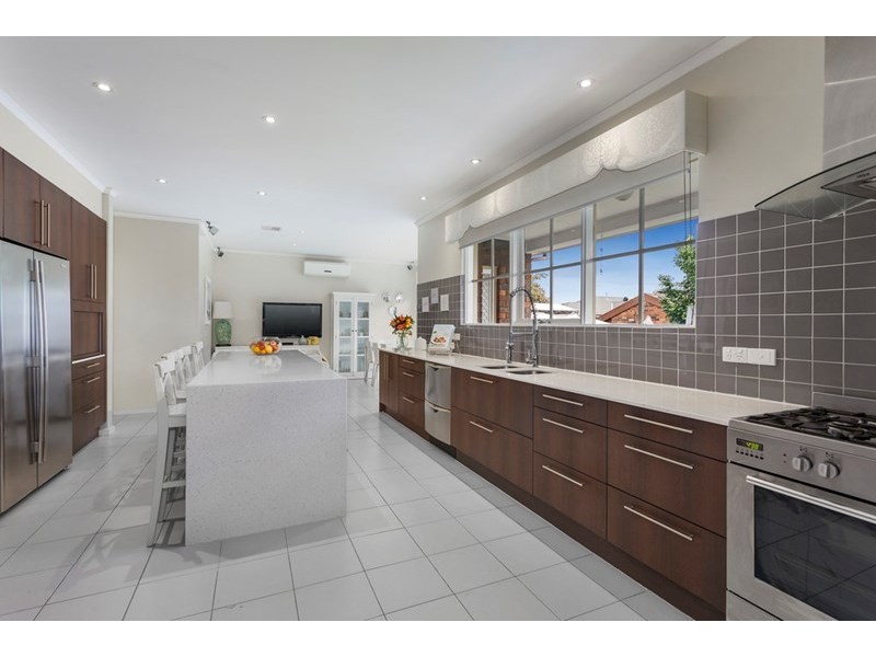 14 Gloucester Court, Templestowe VIC 3106