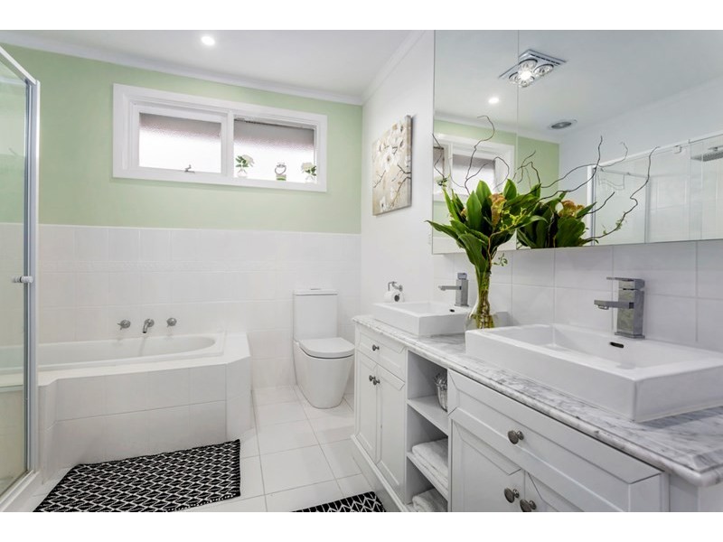 14 Gloucester Court, Templestowe VIC 3106