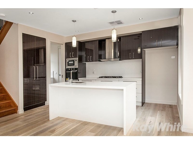 4/17 St Clems Road, Doncaster East VIC 3109