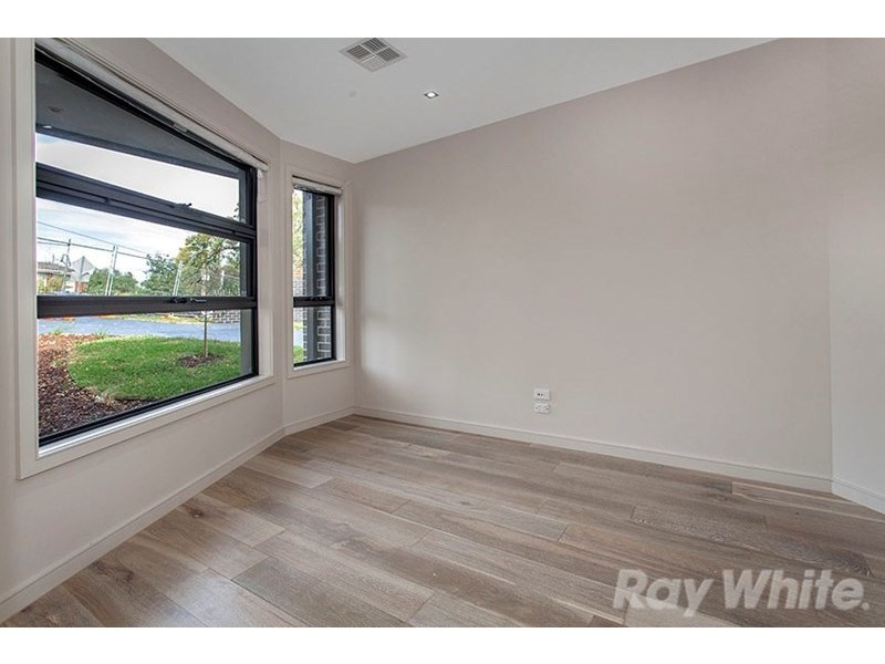 4/17 St Clems Road, Doncaster East VIC 3109