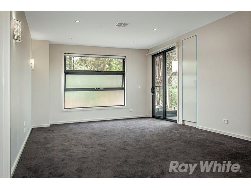 4/17 St Clems Road, Doncaster East VIC 3109