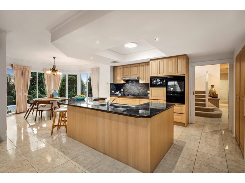 43 Edwin Road, Templestowe VIC 3106