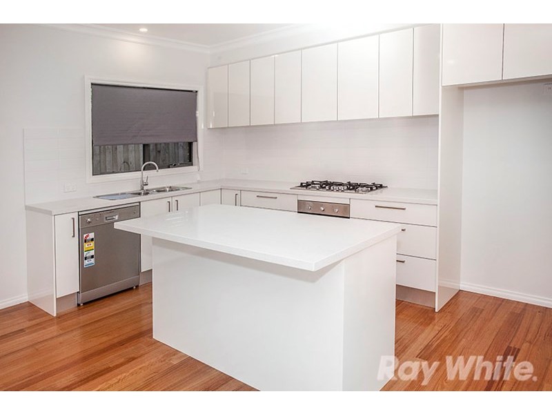 3/38 Cook Road, Mitcham VIC 3132