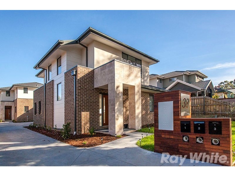 1/38 Cook Road, Mitcham VIC 3132