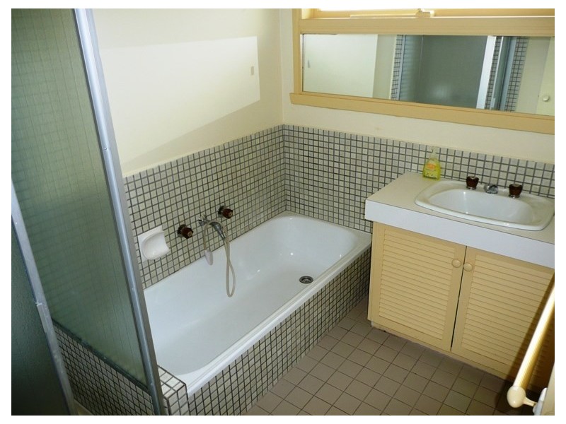 24 Leslie Street, Donvale VIC 3111