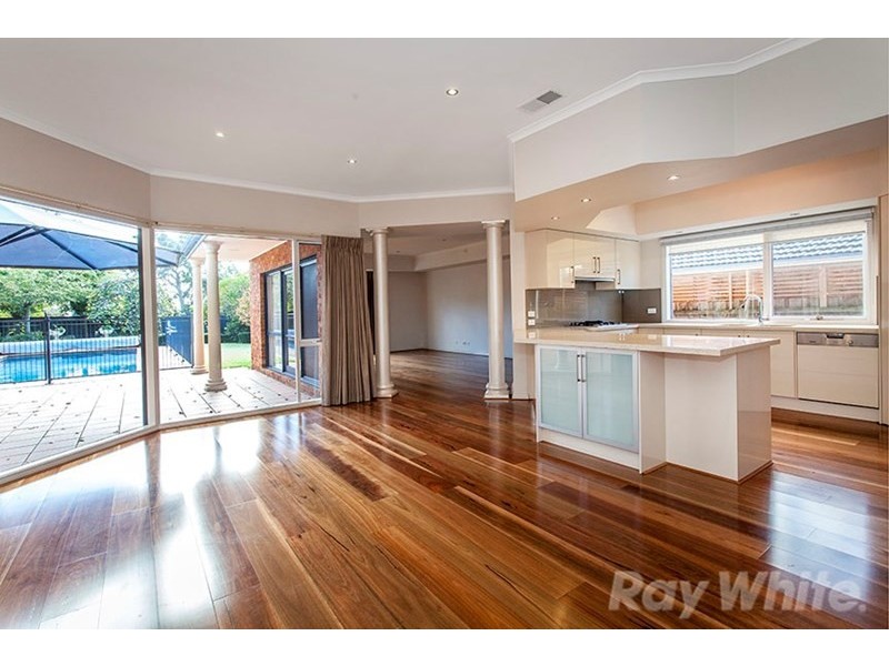 5 Zerbe Avenue, Doncaster East VIC 3109