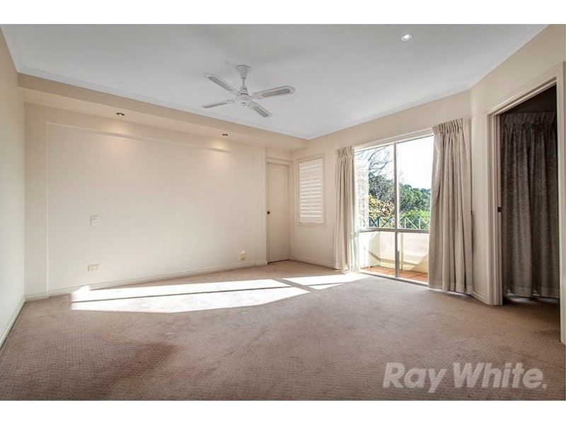 5 Zerbe Avenue, Doncaster East VIC 3109