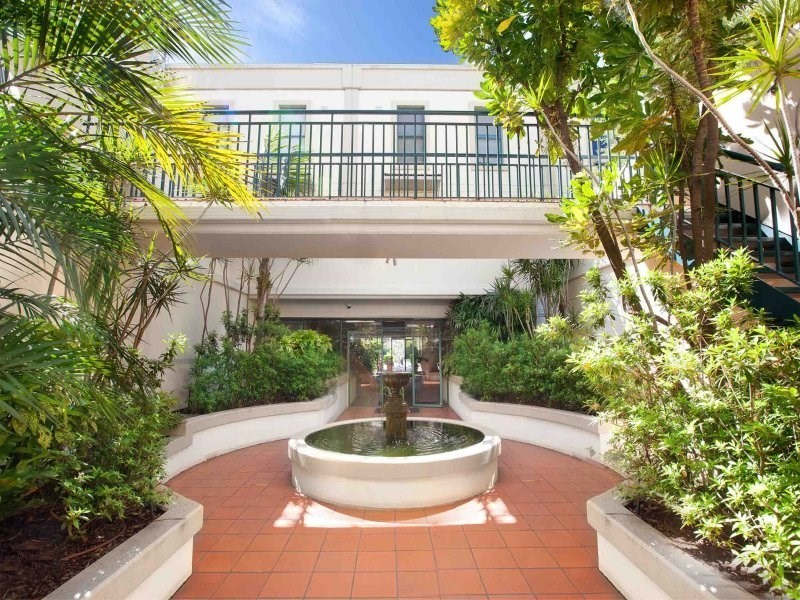 72/682 Nicholson Street, Fitzroy North VIC 3068