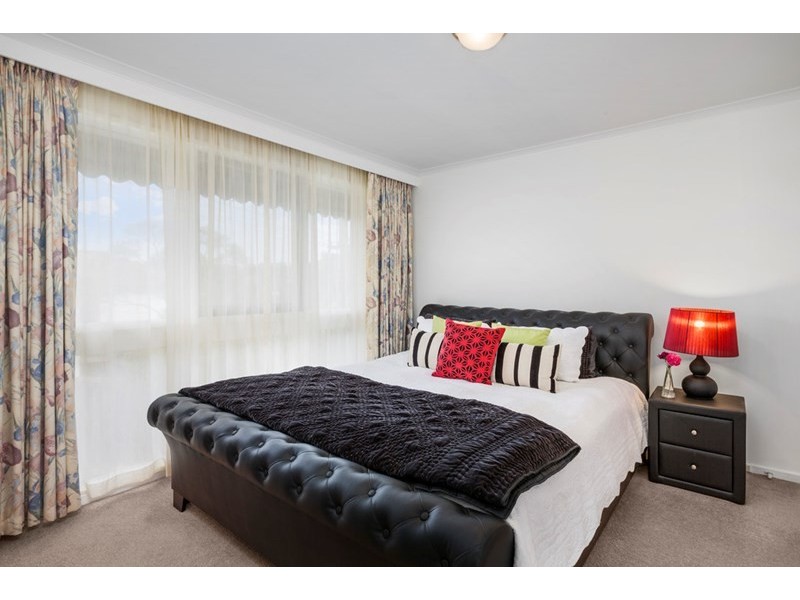 35 Montpellier Crescent, Templestowe Lower VIC 3107