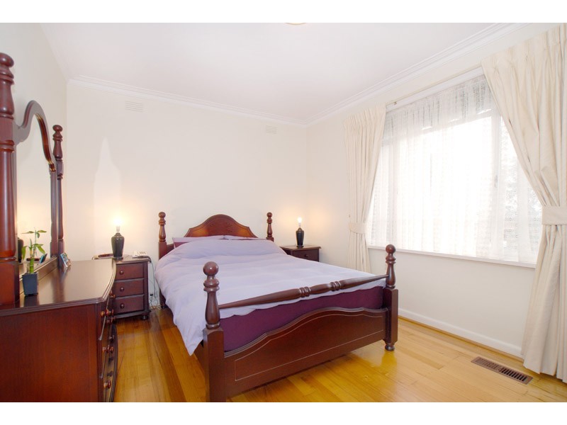 5 Morrie Crescent, Blackburn North VIC 3130