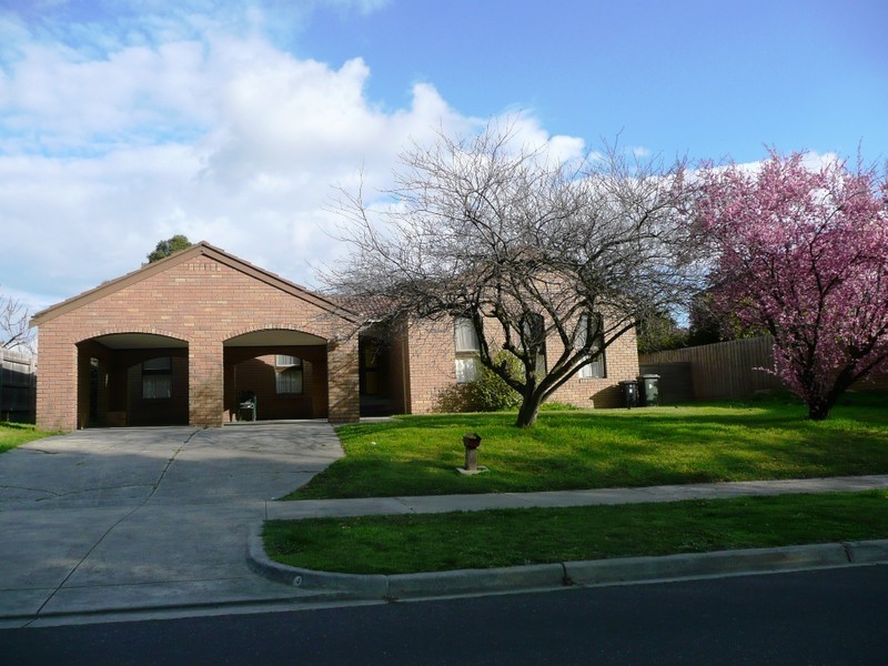 4 Woodlea Street, Doncaster East VIC 3109