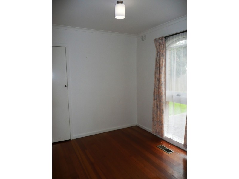 4 Woodlea Street, Doncaster East VIC 3109