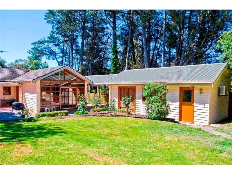 24 Park Road, Ringwood North VIC 3134