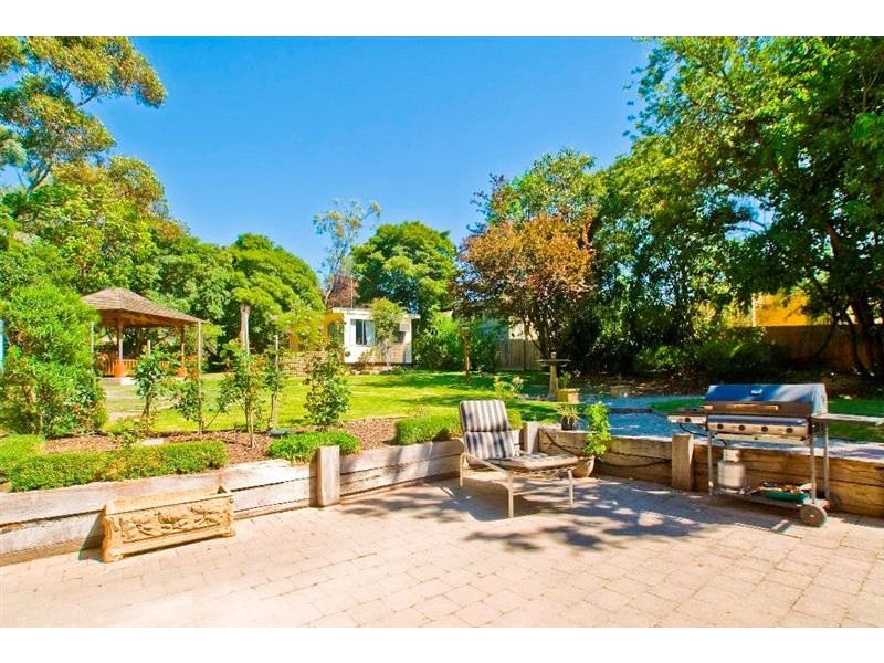 24 Park Road, Ringwood North VIC 3134