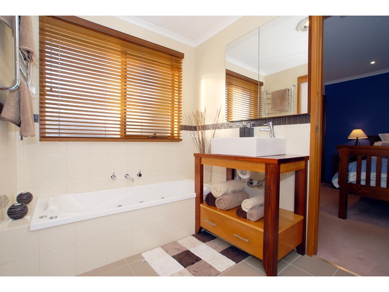 23 Mock Street, Forest Hill VIC 3131