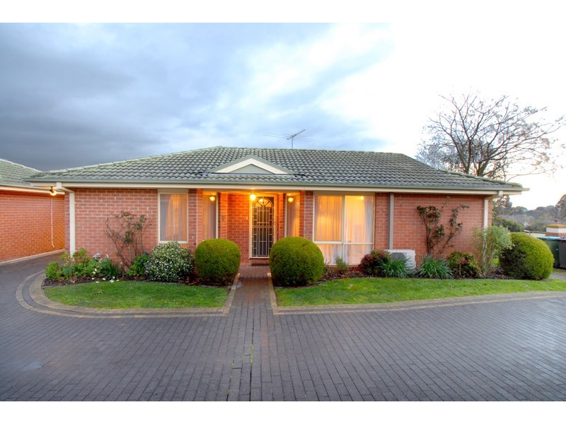 6/21 Nursery Road, Croydon VIC 3136