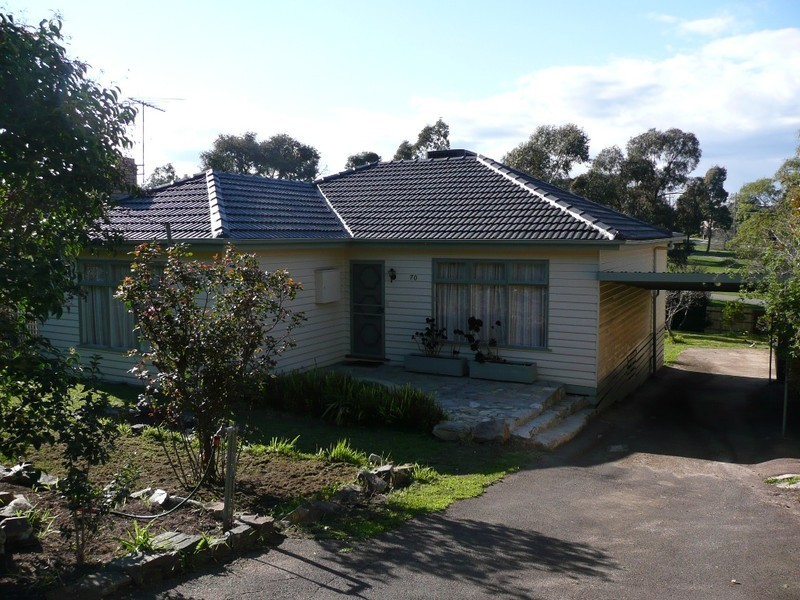 70 Russell Crescent, Doncaster East VIC 3109