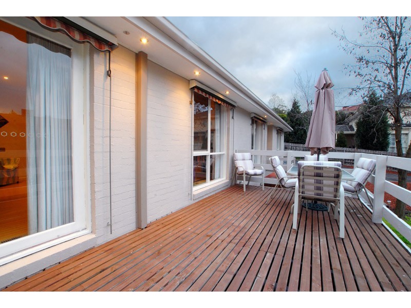 5 Ashton Rise, Doncaster East VIC 3109