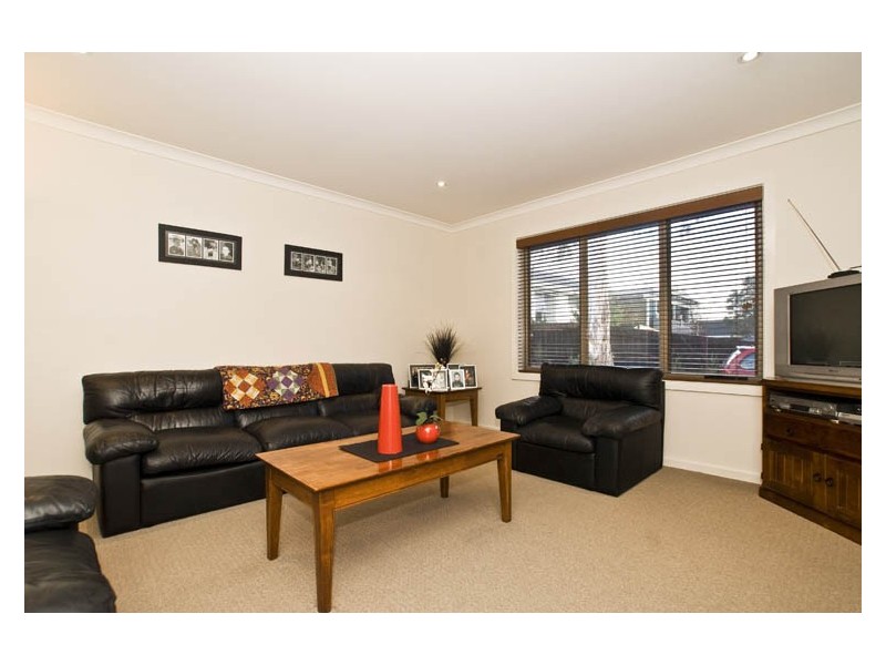 159a Manchester Road, Mooroolbark VIC 3138