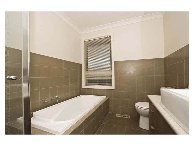 159a Manchester Road, Mooroolbark VIC 3138