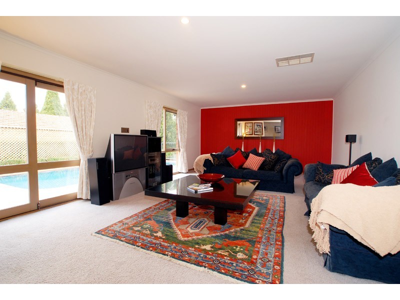 252 Serpells Road, Templestowe VIC 3106