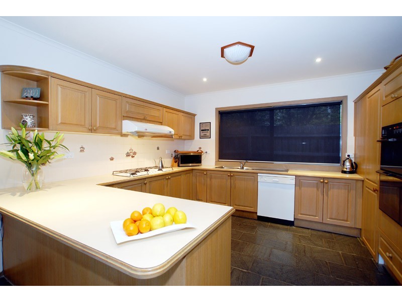 252 Serpells Road, Templestowe VIC 3106