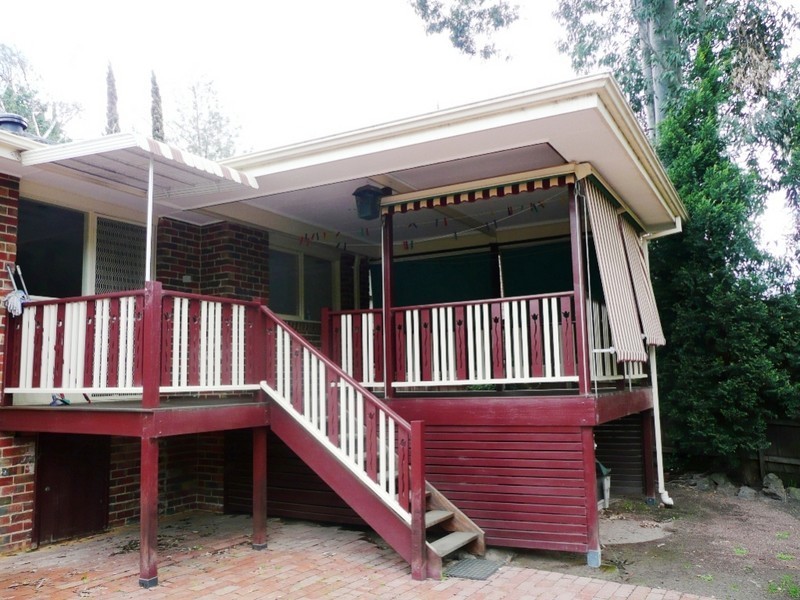 20 Snowgum Road, Doncaster East VIC 3109