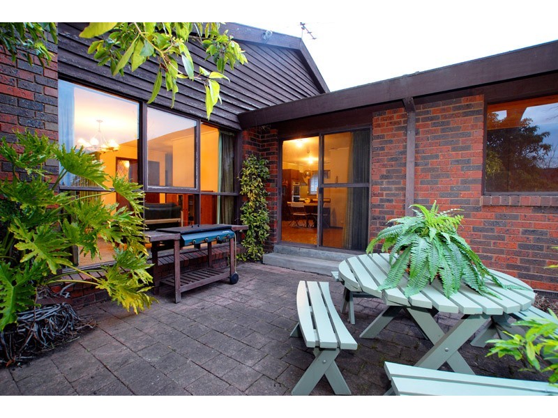 71 George Street, Doncaster East VIC 3109