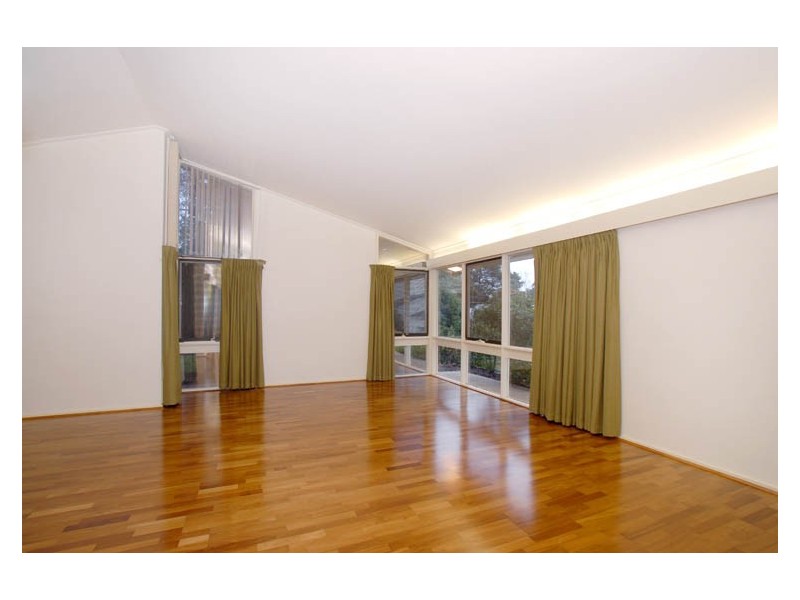 19 Wembley Gardens, Donvale VIC 3111