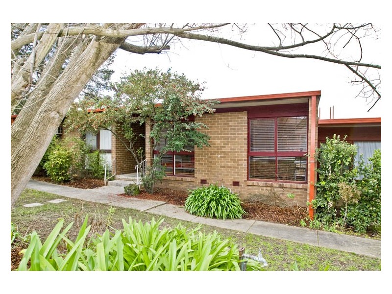 2/58 Beverley Street, Doncaster East VIC 3109