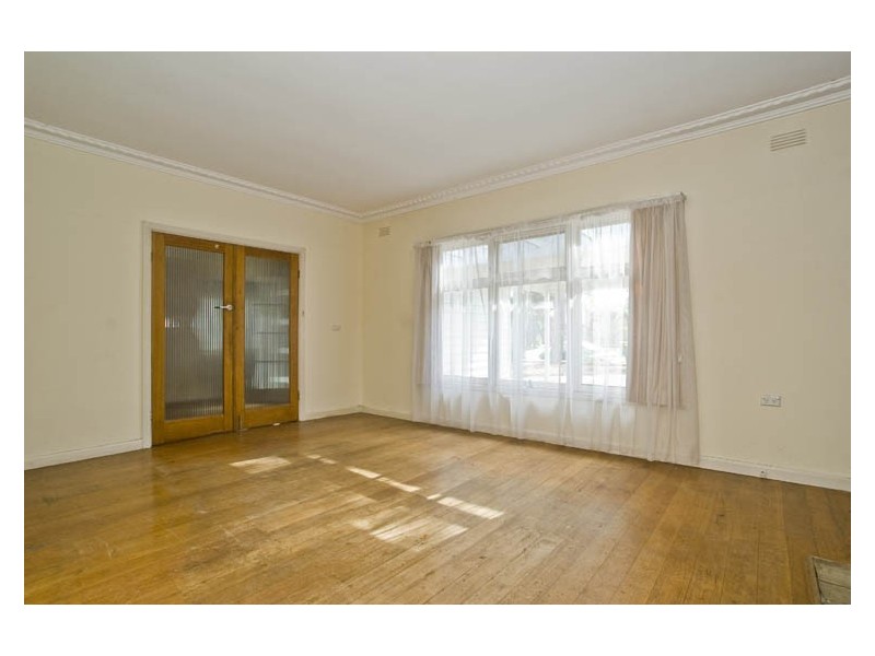 1/4 Luckie Street, Nunawading VIC 3131