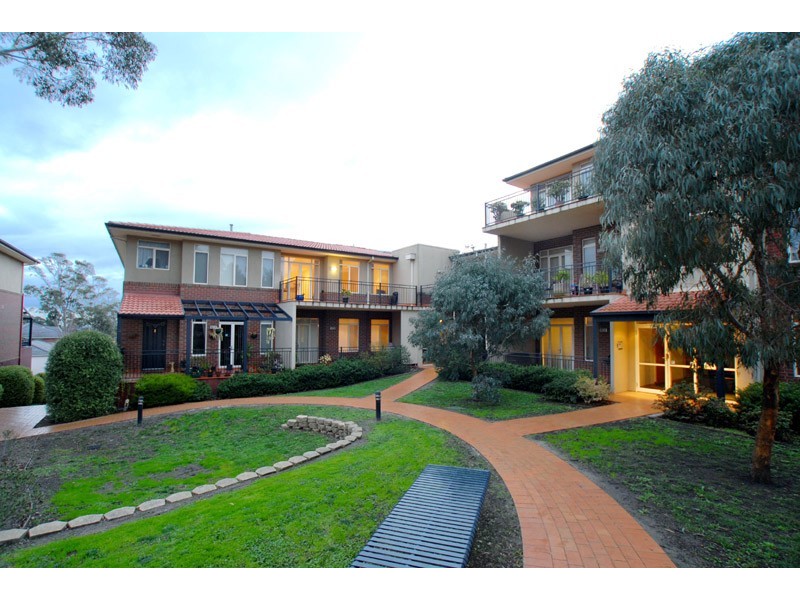 14/243 Blackburn Road, Doncaster East VIC 3109