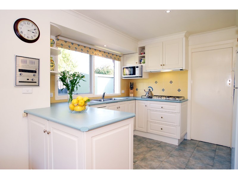 4 White Way, Bulleen VIC 3105