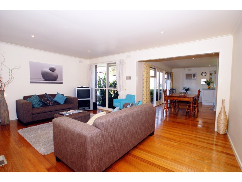 4 White Way, Bulleen VIC 3105