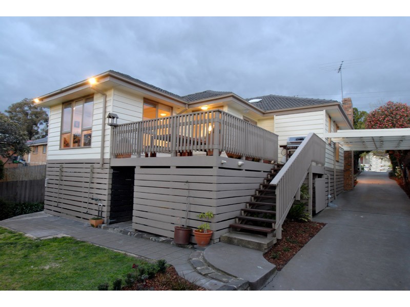 9 Alfreda Avenue, Bulleen VIC 3105