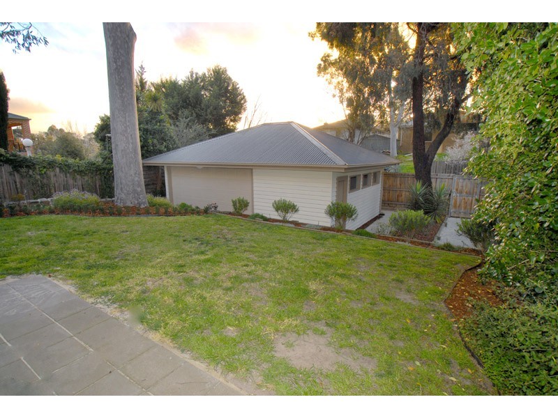 9 Alfreda Avenue, Bulleen VIC 3105