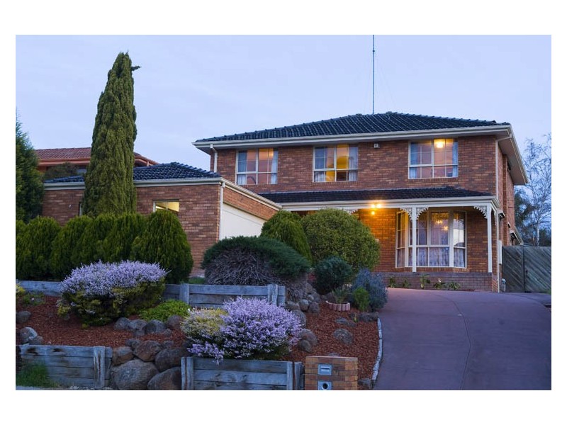 7 Glen Orchard Close, Templestowe VIC 3106