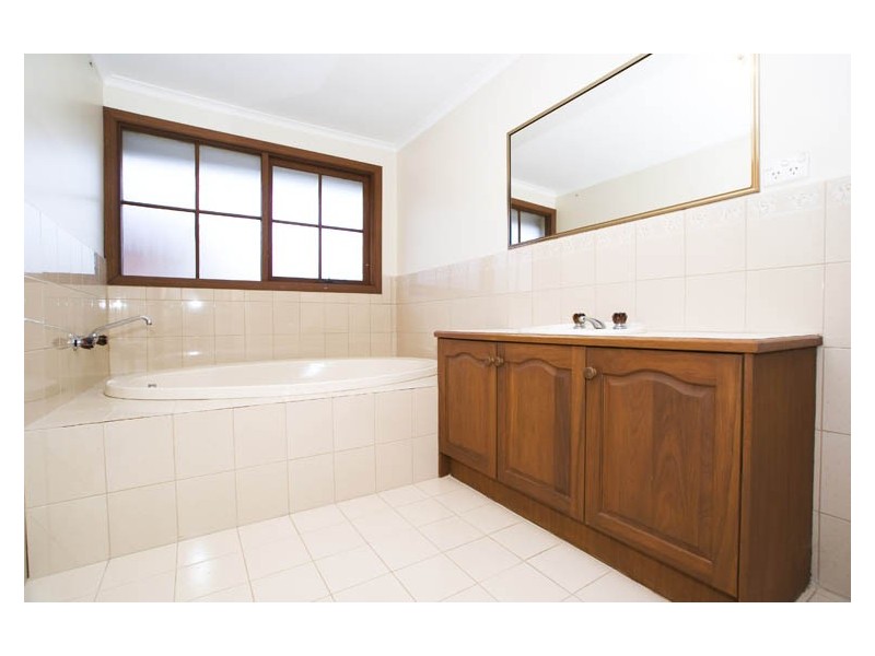 7 Glen Orchard Close, Templestowe VIC 3106