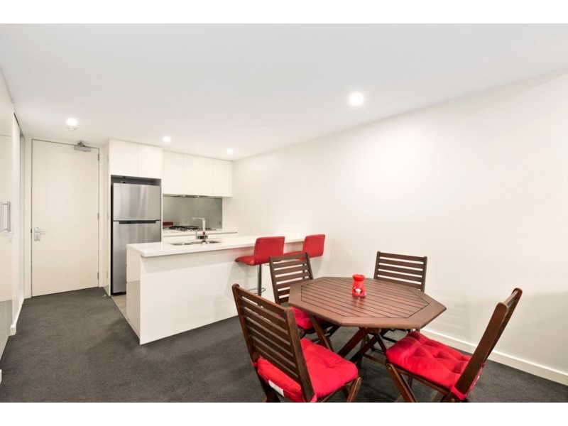 12/97 Whittens Lane, Doncaster VIC 3108